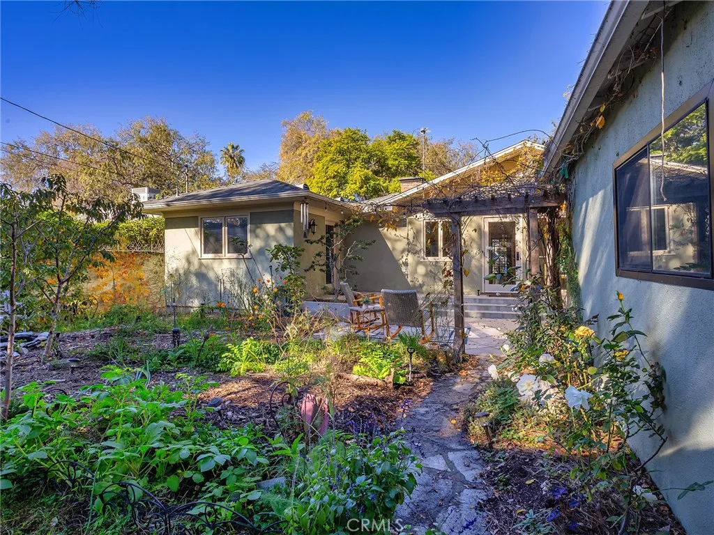 Additional image 116 of 10404 Margate Street, North Hollywood, CA 91601