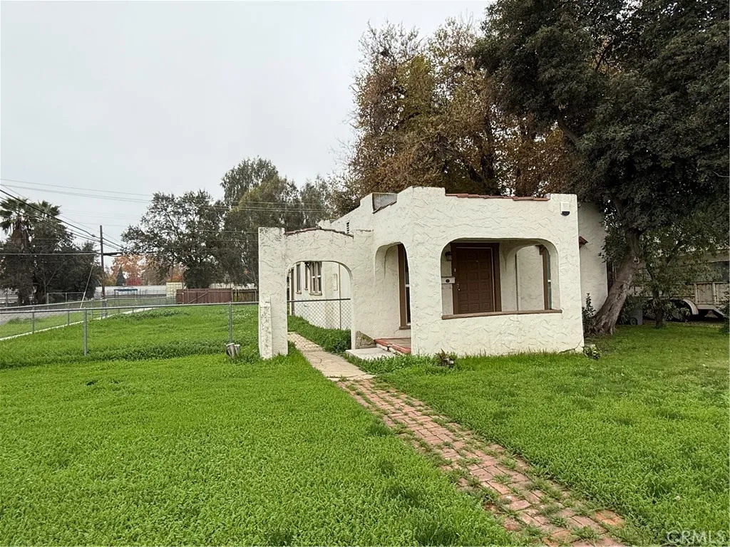 Additional image 19 of 204 W 25th St, Merced, CA 95340