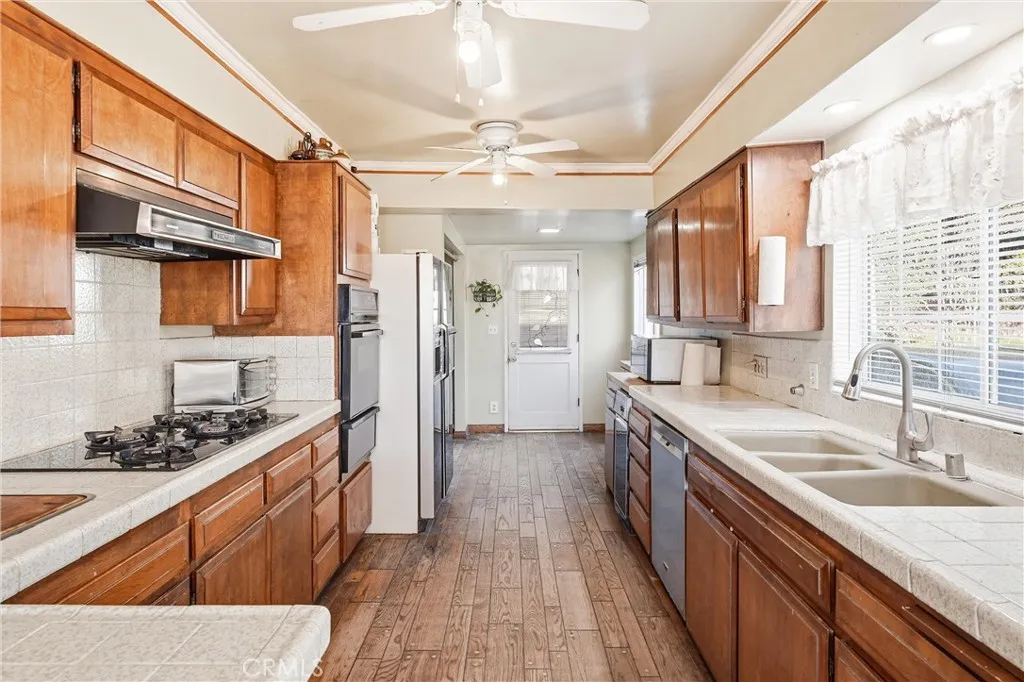 Additional image 14 of 715 Mountain View Street, Altadena, CA 91001