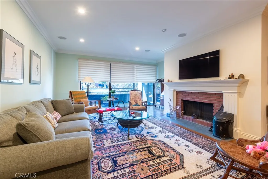 Additional image 33 of 4774 Park Encino Unit 206, Encino, CA 91436