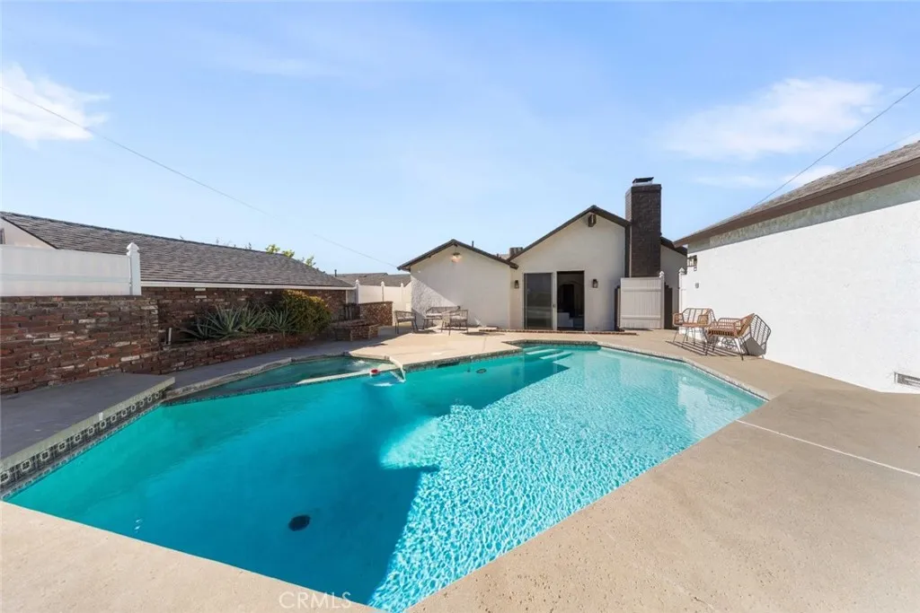 Additional image 141 of 2950 N Lincoln Street, Burbank, CA 91504