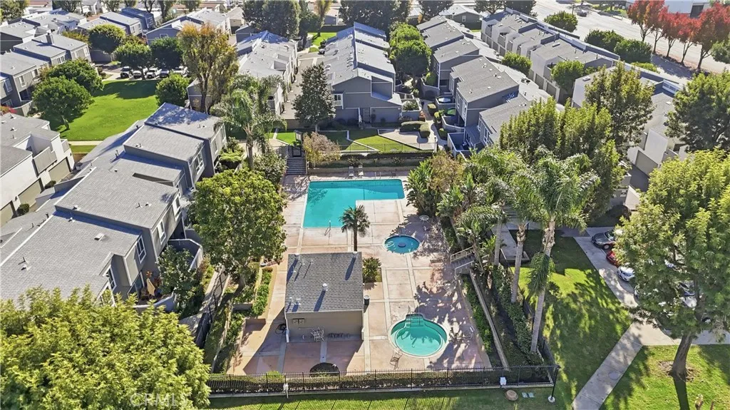 Additional image 43 of 2911 S Fairview Street Unit C, Santa Ana, CA 92705