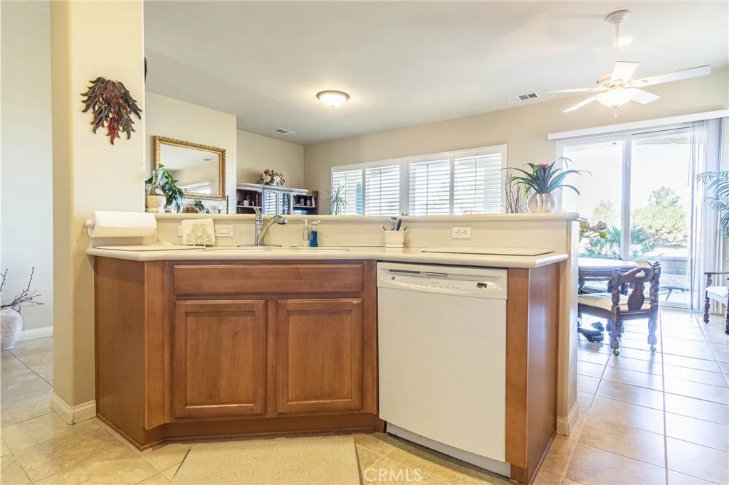 Additional image 30 of 19442 Royal Oaks Road, Apple Valley, CA 92308