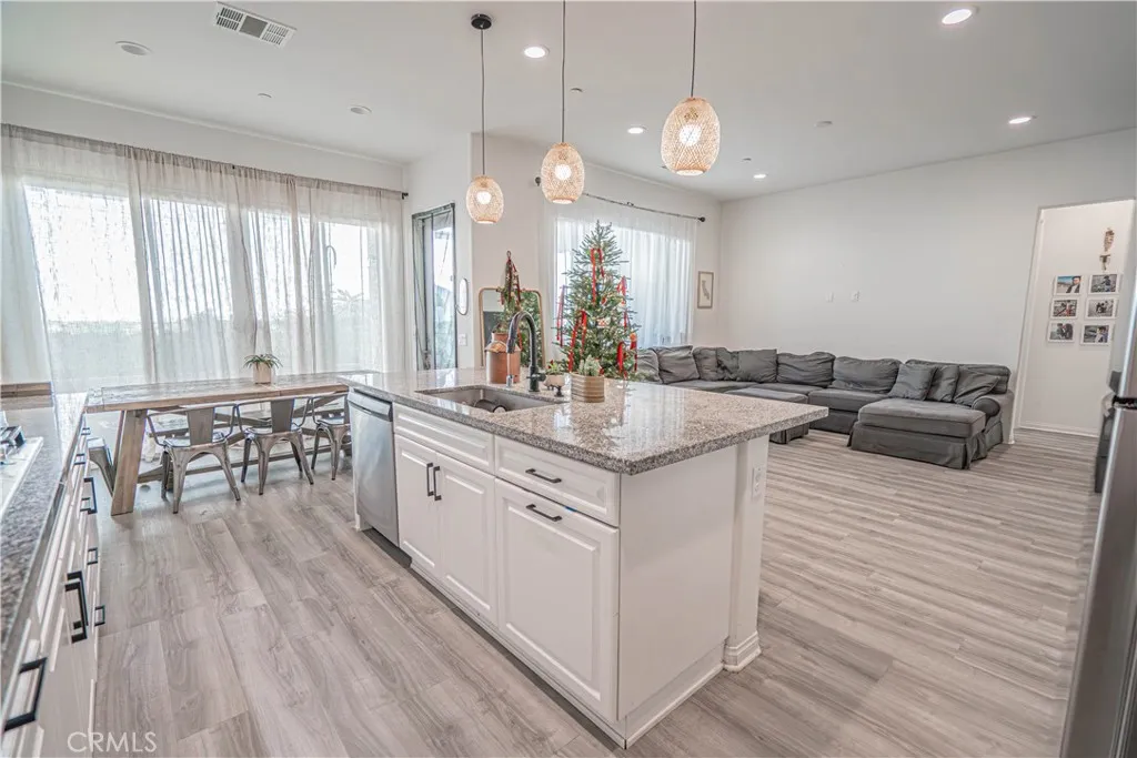 Additional image 26 of 2111 Seville Dr, Santa Paula, CA 93060