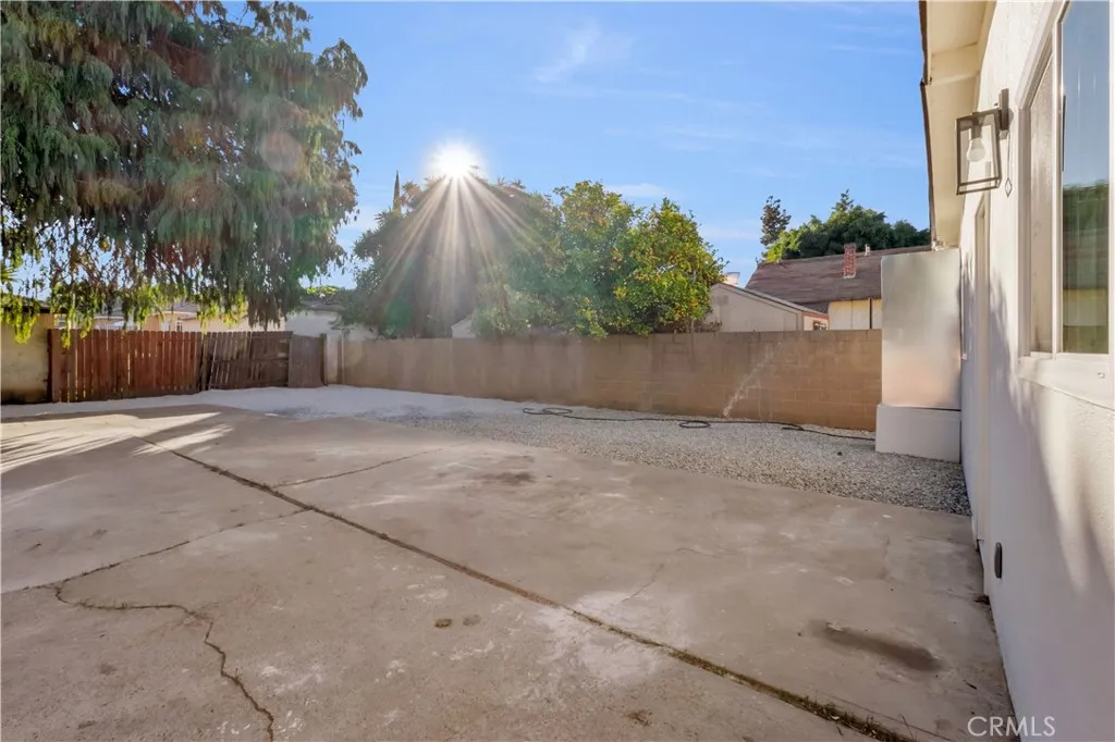 Property image for 834 W 95th St, Los Angeles, CA 90044