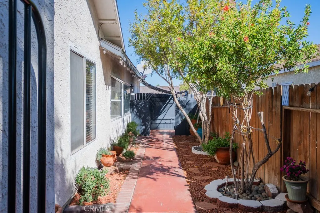 Additional image 37 of 734 W Avenue H2, Lancaster, CA 93534