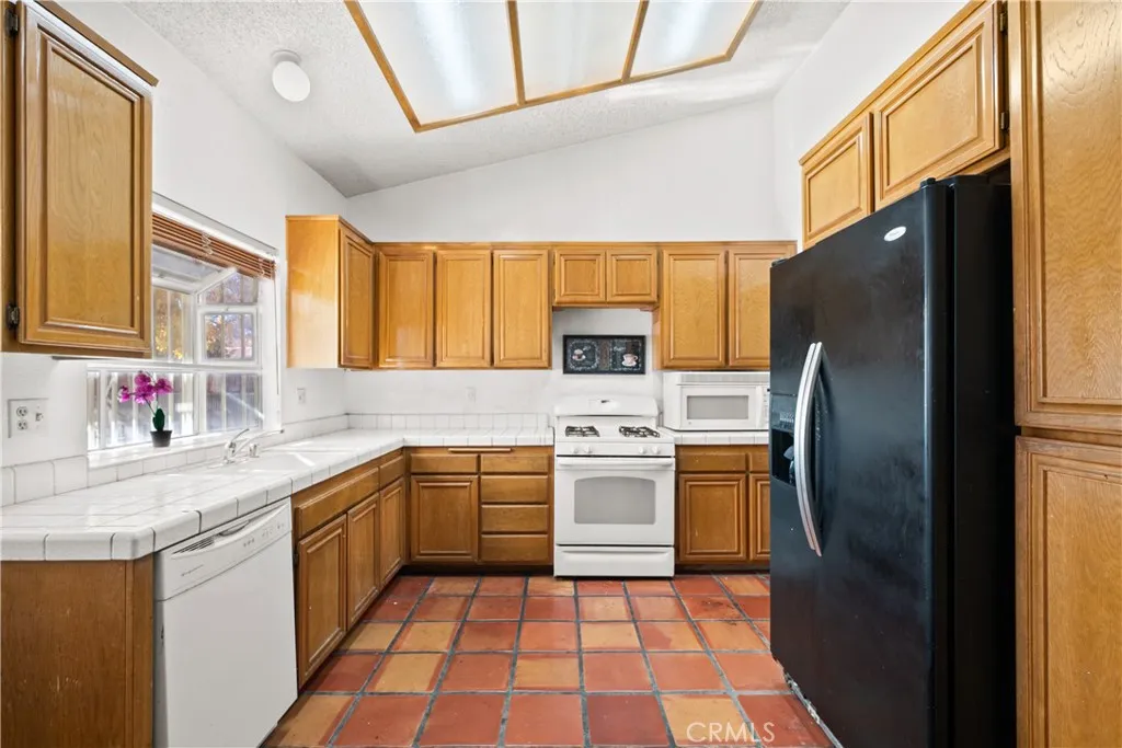 Additional image 12 of 1536 E Avenue J4, Lancaster, CA 93535