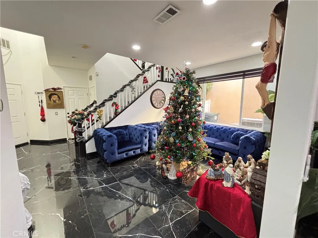 Additional image 11 of 27700 Thalia Lane, Canyon Country, CA 91351