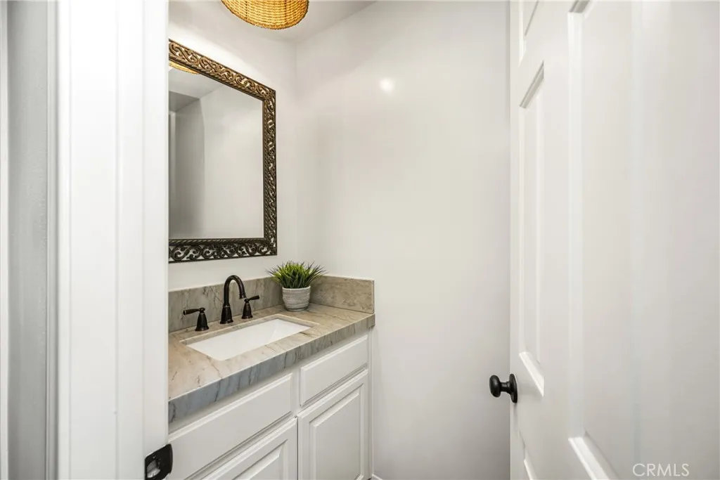 Additional image 128 of 337 Vista Baya, Costa Mesa, CA 92627