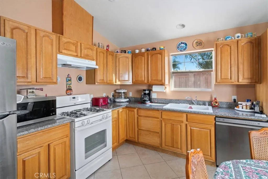 Additional image 33 of 53011 Climber Court, Lake Elsinore, CA 92532