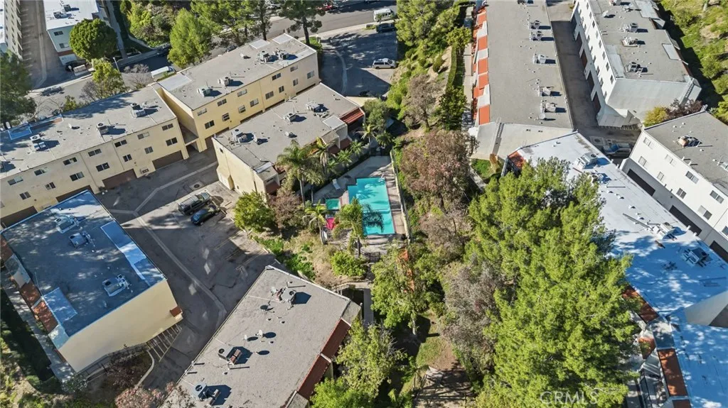 Additional image 42 of 9502 Via Salerno, Burbank, CA 91504