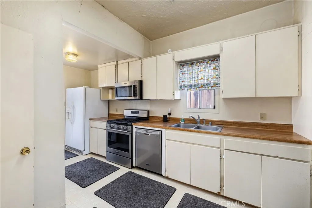 Additional image 12 of 421 W Colorado Boulevard, Monrovia, CA 91016