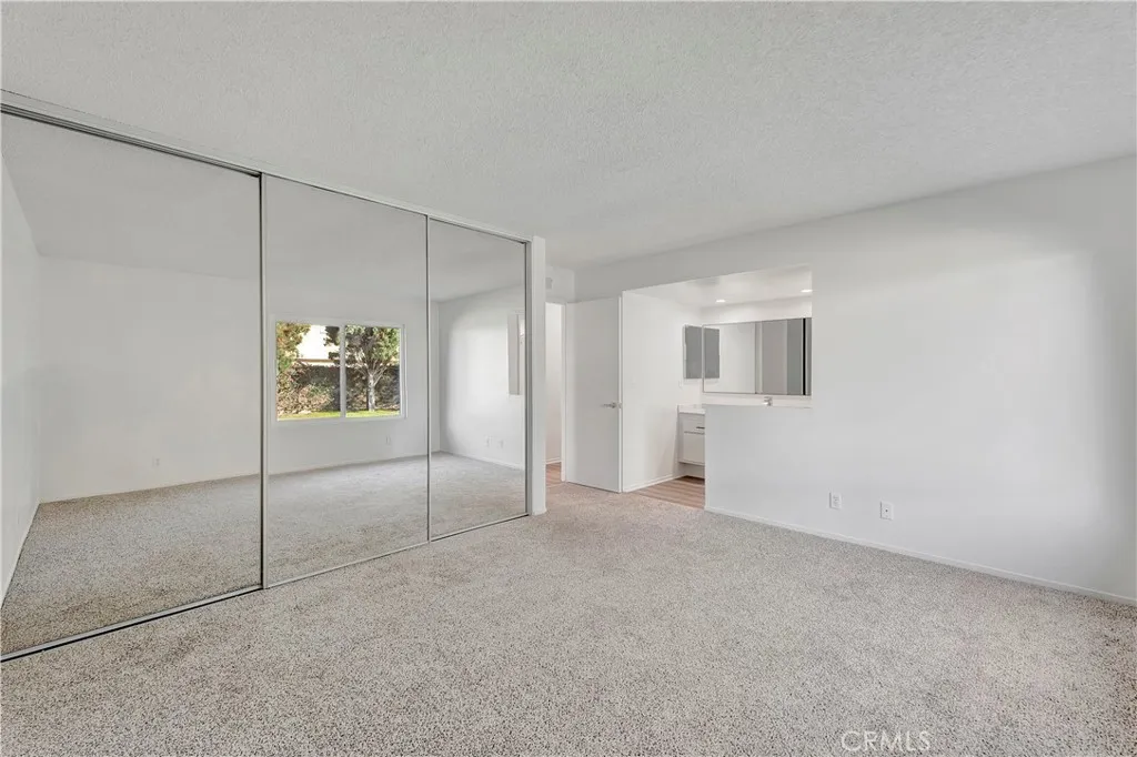 Additional image 16 of 610 S Dennis St, Santa Ana, CA 92704