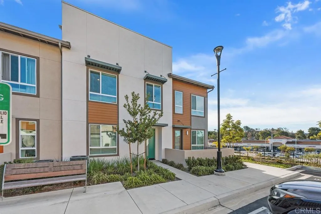 Additional image 44 of 1047 Arrowood Trail, Vista, CA 92081