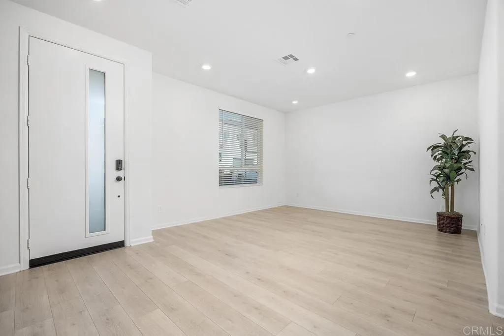 Additional image 7 of 1047 Arrowood Trail, Vista, CA 92081