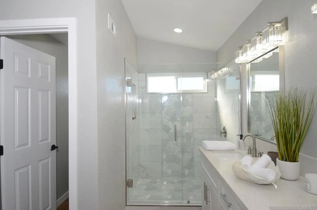 Additional image 89 of 2755 Victoria Avenue, Carlsbad, CA 92010