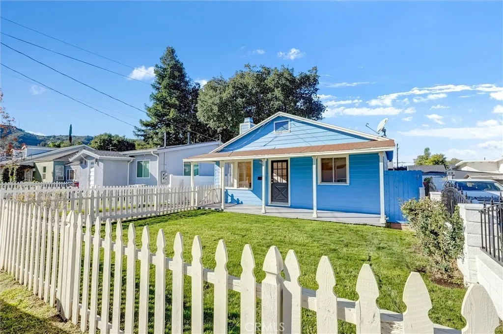 Additional image 3 of 10335 Scoville Avenue, Sunland, CA 91040