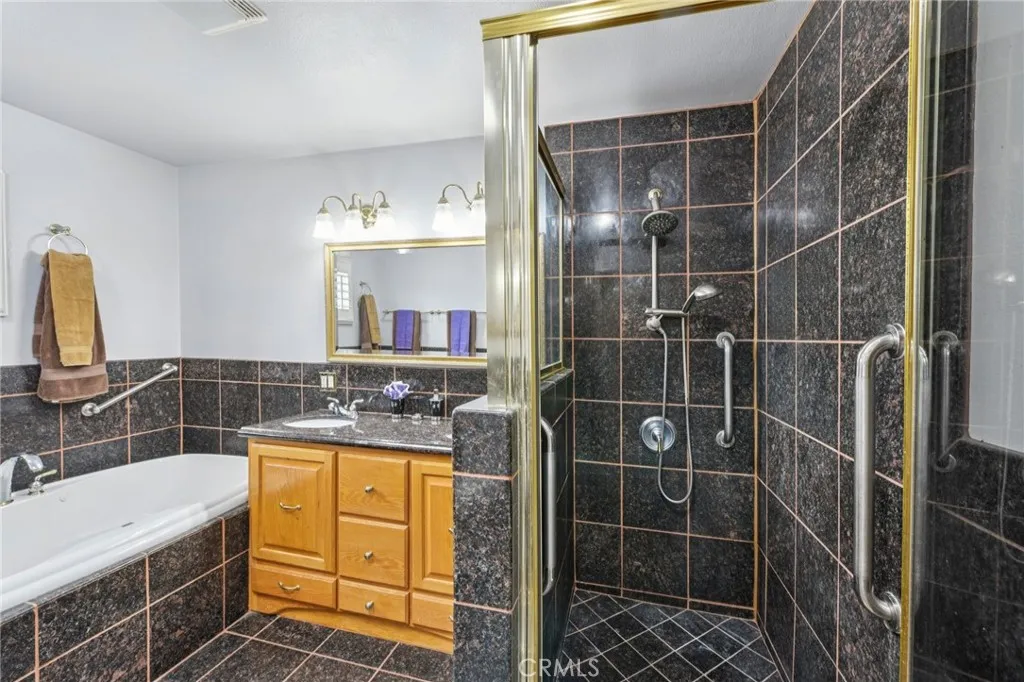 Additional image 56 of 13426 Crocker Street, Los Angeles, CA 90061