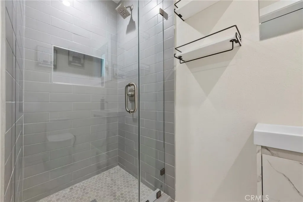 Additional image 49 of 160 W 121st St, Los Angeles, CA 90061