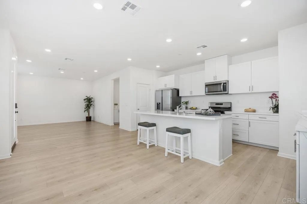 Additional image 12 of 1047 Arrowood Trail, Vista, CA 92081