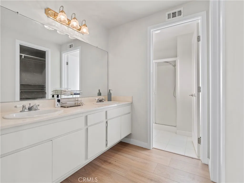 Additional image 16 of 23208 Cuervo Dr, Valencia, CA 91354