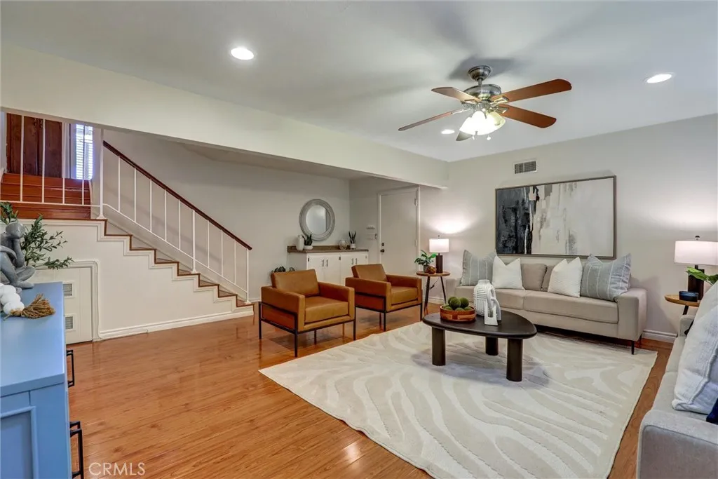 Additional image 33 of 1032 Palo Verde Ave, Long Beach, CA 90815