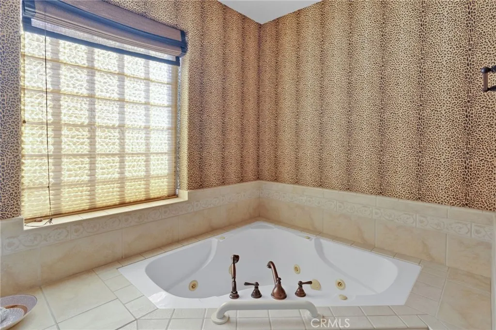 Additional image 61 of 13519 Sunset Dr, Apple Valley, CA 92308