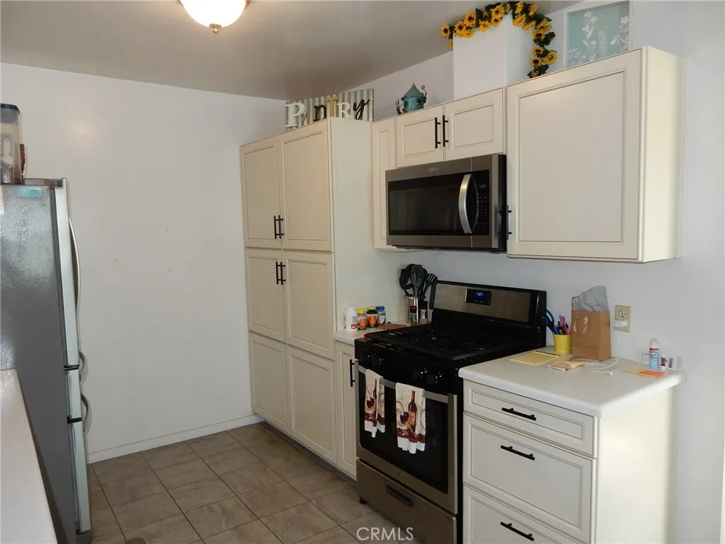 Additional image 24 of 3361 W Thornton Ave, Anaheim, CA 92804