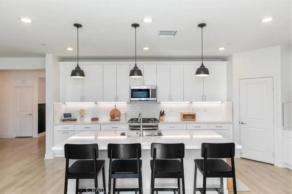 Additional image 51 of 33015 Chiffron Ln, Winchester, CA 92596