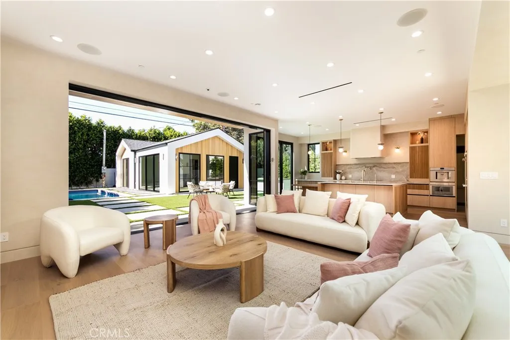 Additional image 54 of 16749 Addison St, Encino, CA 91436