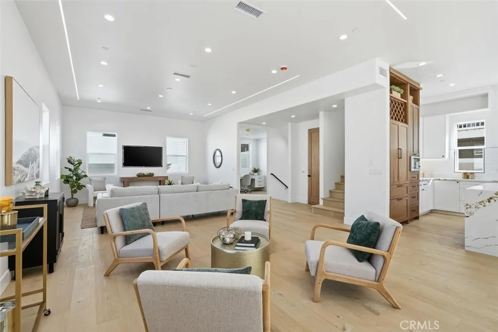 Additional image 9 of 617 N Irena Avenue Unit B, Redondo Beach, CA 90277