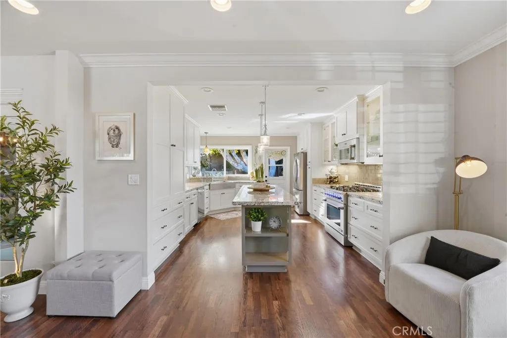 Additional image 17 of 5220 E El Roble, Long Beach, CA 90815