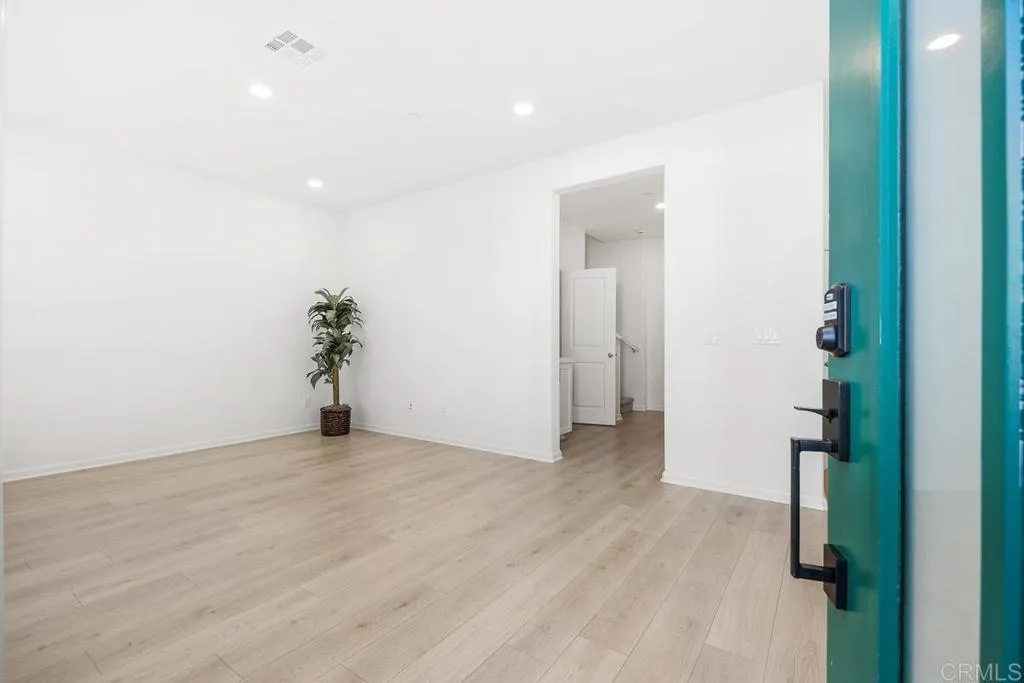 Additional image 46 of 1047 Arrowood Trail, Vista, CA 92081