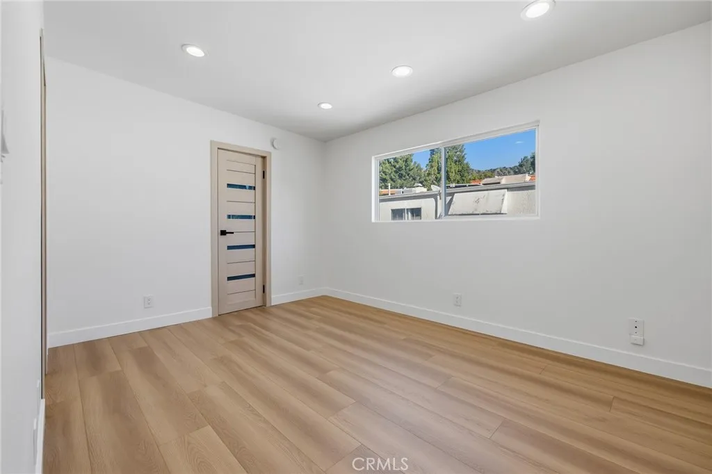 Additional image 27 of 9502 Via Salerno, Burbank, CA 91504