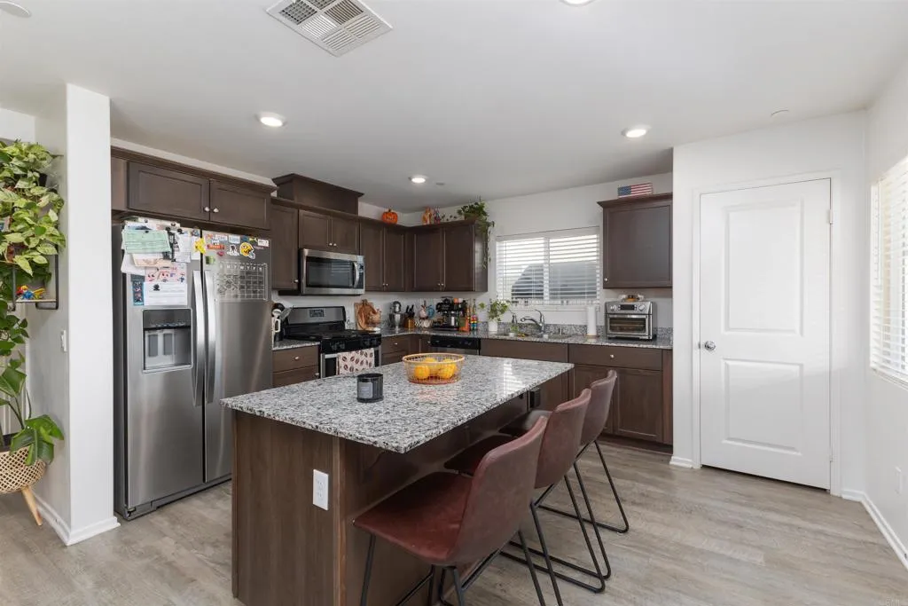 Additional image 8 of 1432 Carolina Court, Hemet, CA 92543