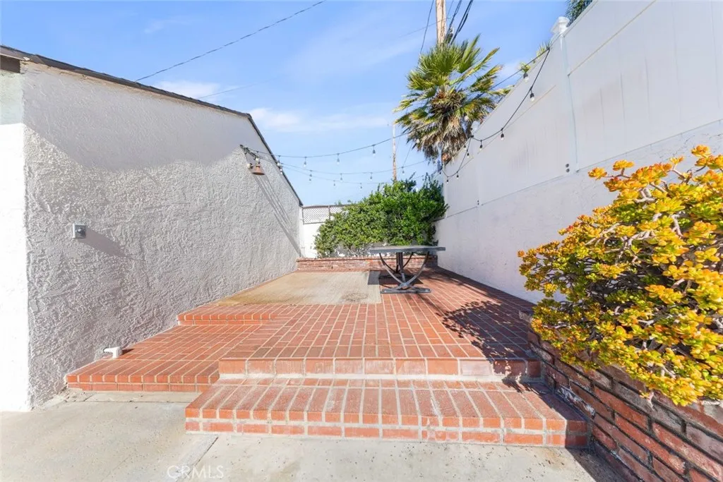 Additional image 135 of 2950 N Lincoln Street, Burbank, CA 91504