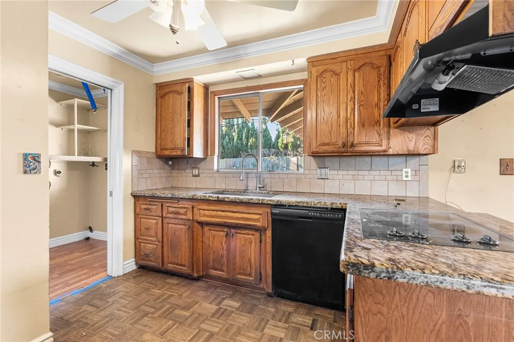 Additional image 7 of 15341 Rushmoor Ln, Huntington Beach, CA 92647