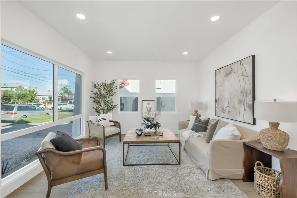 Additional image 28 of 834 W 95th St, Los Angeles, CA 90044