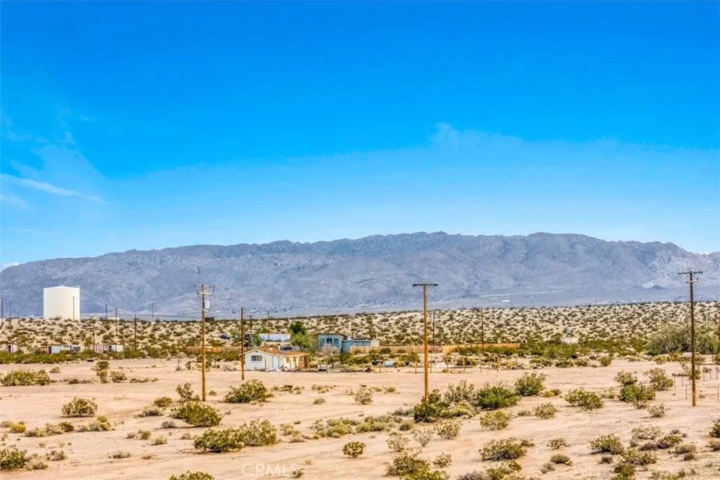 Additional image 40 of 67550 Del Oro, 29 Palms, CA 92277