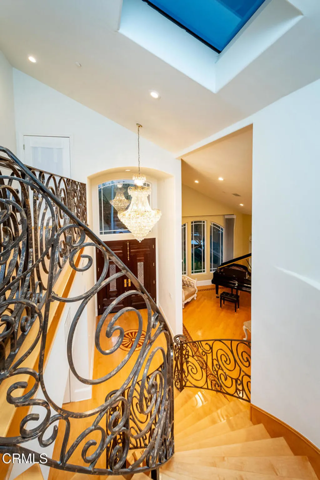 Additional image 27 of 1075 E Tujunga Avenue, Burbank, CA 91501