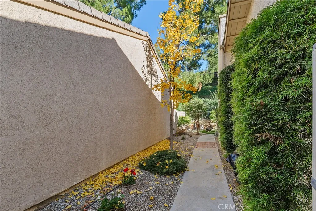 Additional image 70 of 547 Via Zapata, Riverside, CA 92507