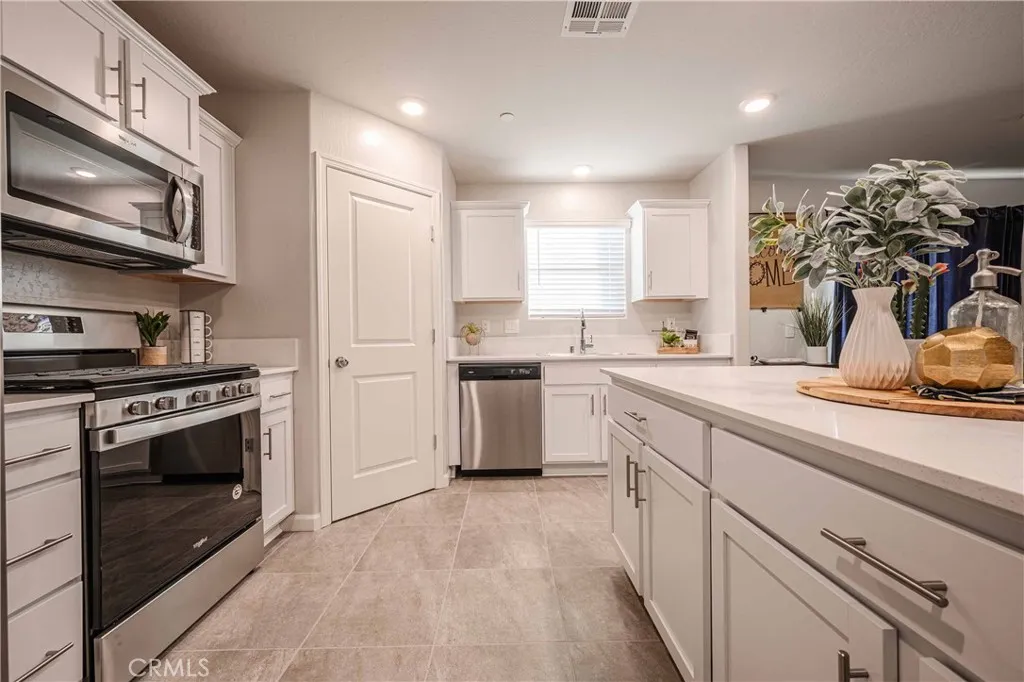 Additional image 22 of 629 Marshall Lane Unit 123 B2, Merced, CA 95348