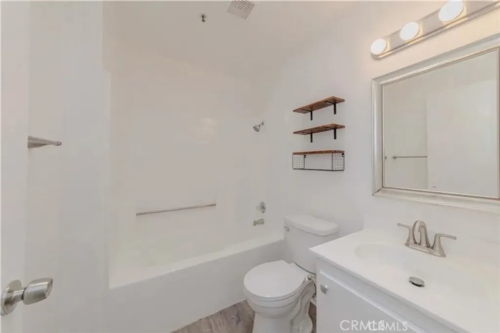 Additional image 25 of 17722 Sergio Cir Unit 203, Huntington Beach, CA 92647