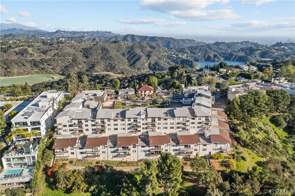 Additional image 39 of 2385 Roscomare Rd Unit F16, Bel Air, CA 90077