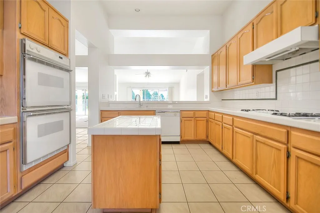 Additional image 84 of 19149 Catalina Rd, Apple Valley, CA 92308