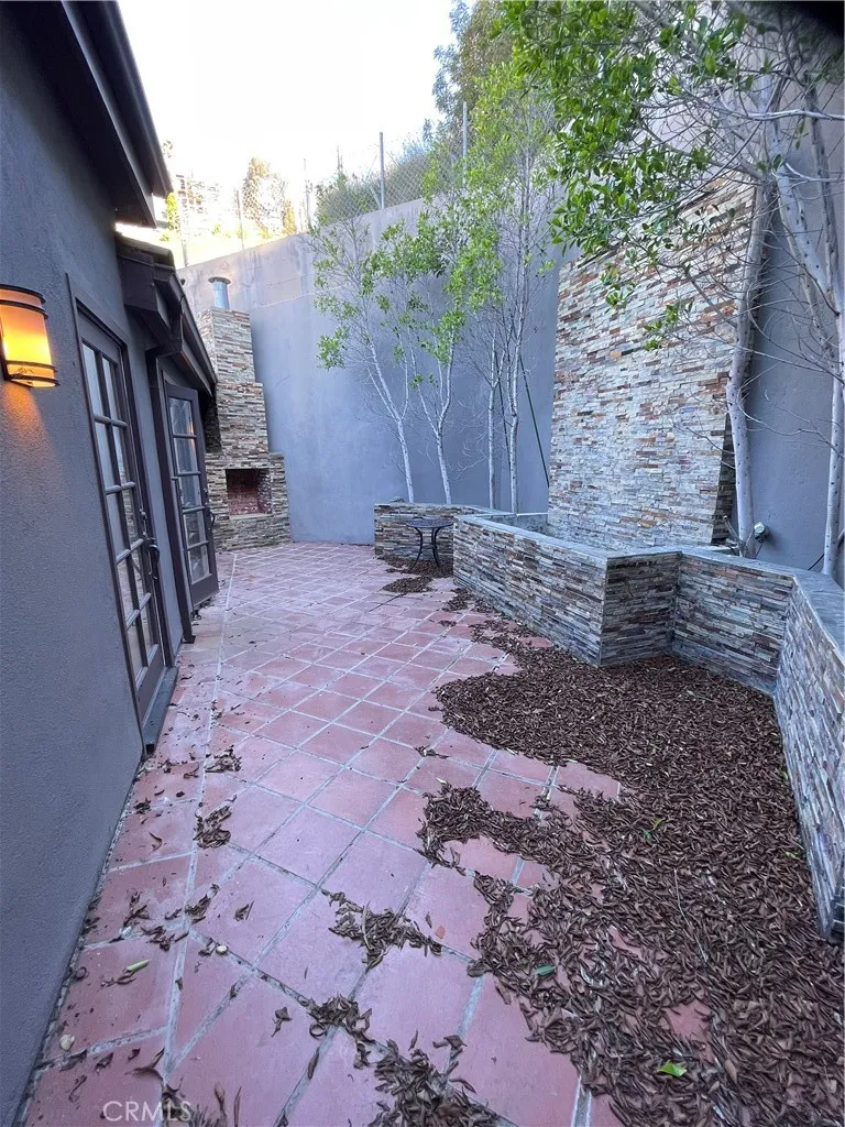 Additional image 32 of 8655 Hillside, Los Angeles, CA 90069