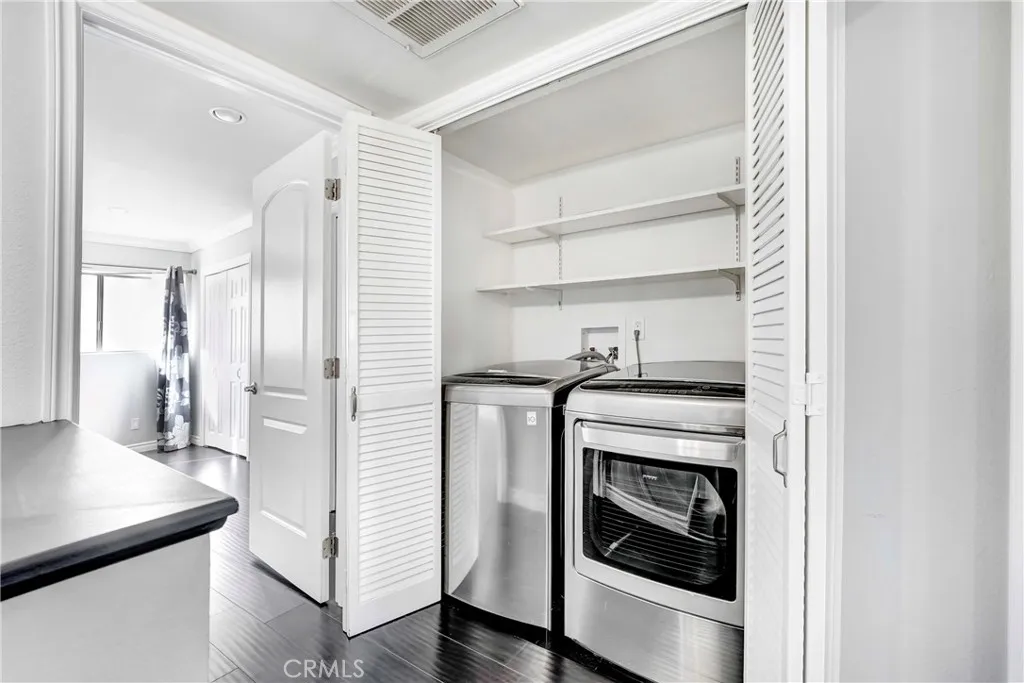 Additional image 10 of 5243 Yarmouth Unit 31, Encino, CA 91316