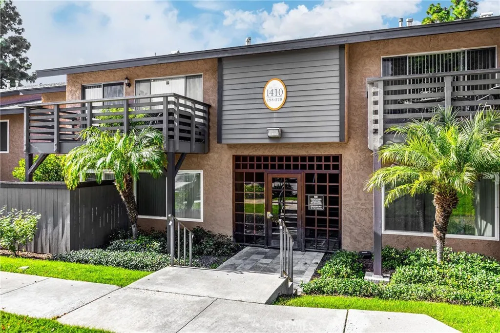 Additional image 2 of 1410 W Lambert Rd Unit 202, La Habra, CA 90631