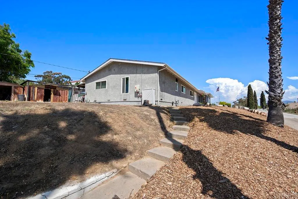 Additional image 75 of 1219 Wren Street, San Diego, CA 92114