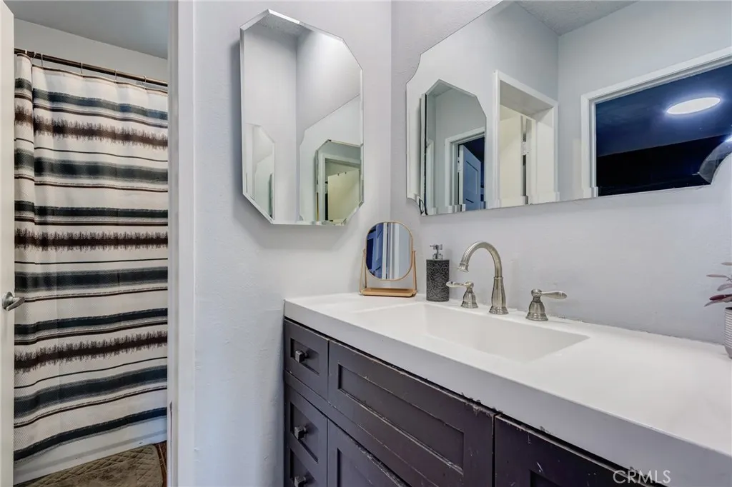 Additional image 64 of 3734 S Canfield Ave, Los Angeles, CA 90034